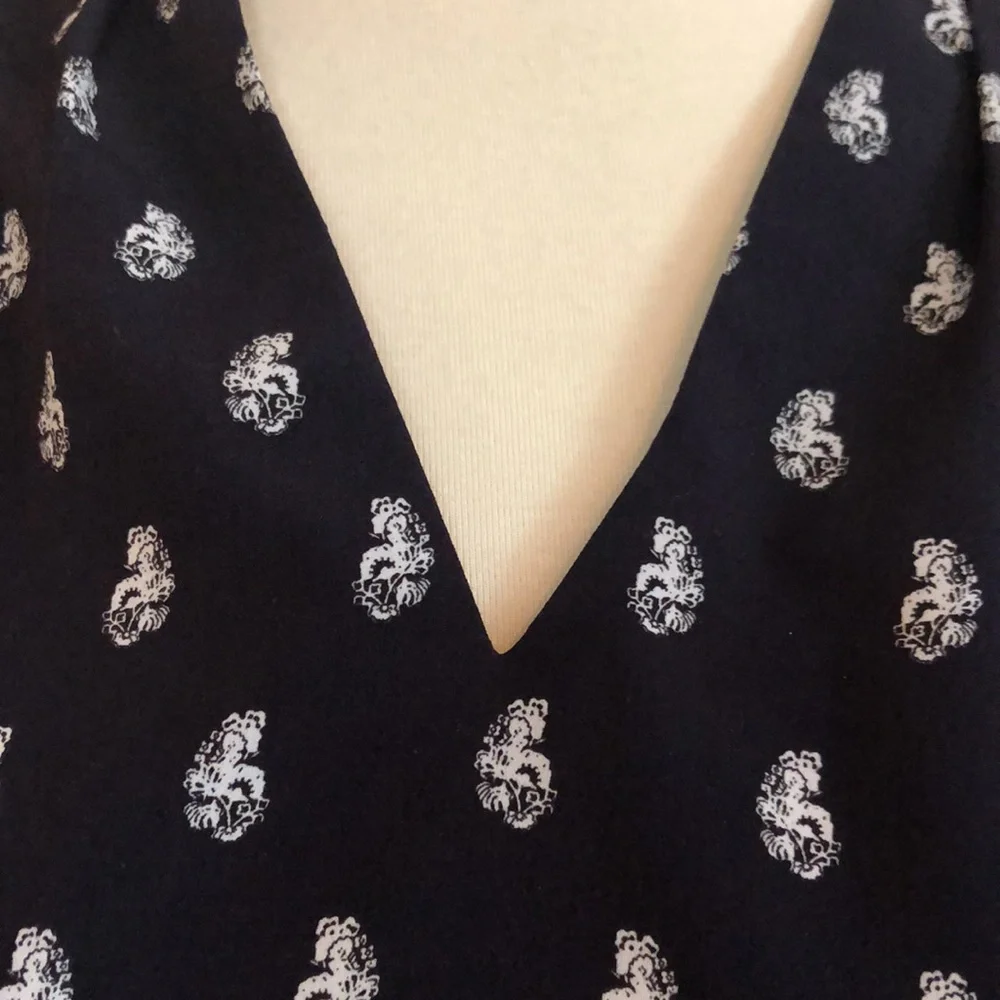 CAbi Navy Memento Blouse - Picture 6 of 13